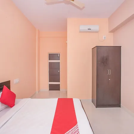 Oyo 11640 Hotel Aaira Inn
